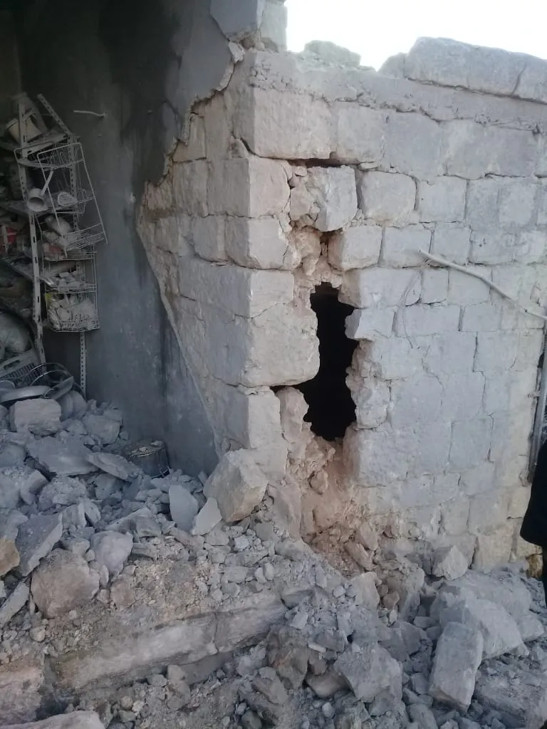 Gundê Mezin ê Şêrawa topbaran dikin
