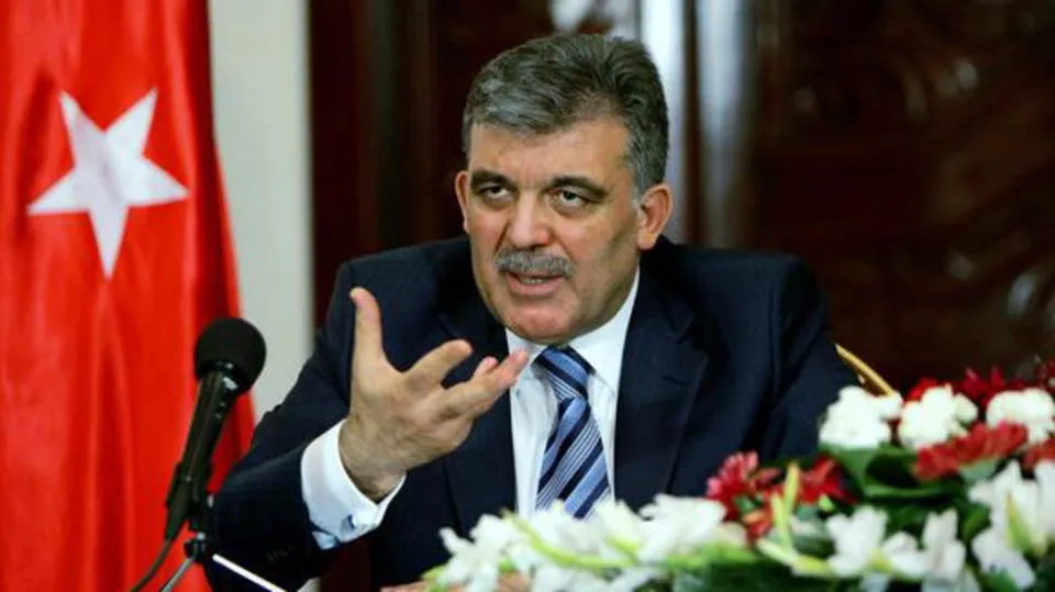 Abdullah Gul: Derfetên ji Erdogan re hatin dayîn parlamento lawaz kir