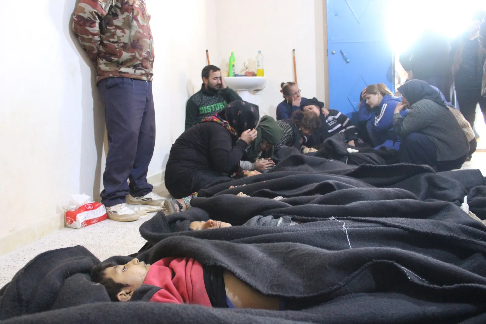 Dayikên şehîdên komkujiya Til Rifetê: Em ê li ber xwe bidin heta ku Efrîn rizgar bibe