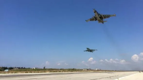 Rejîm amadekariyên pêşdeçûyîna li bejahiya Hemayê dike