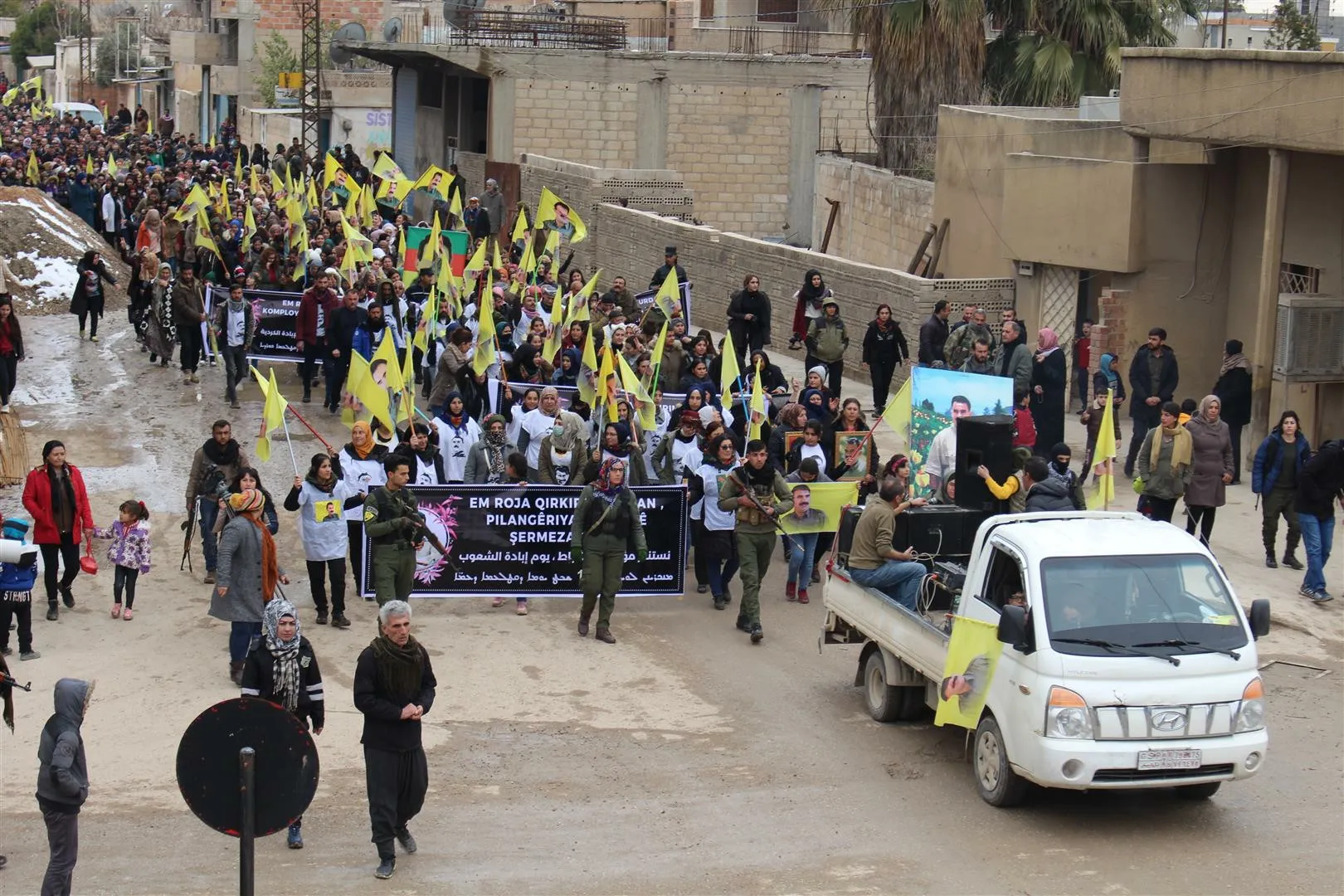 Şêniyên kantona Qamişlo komploya navneteweyî ya li dijî Ocalan şermezar kir