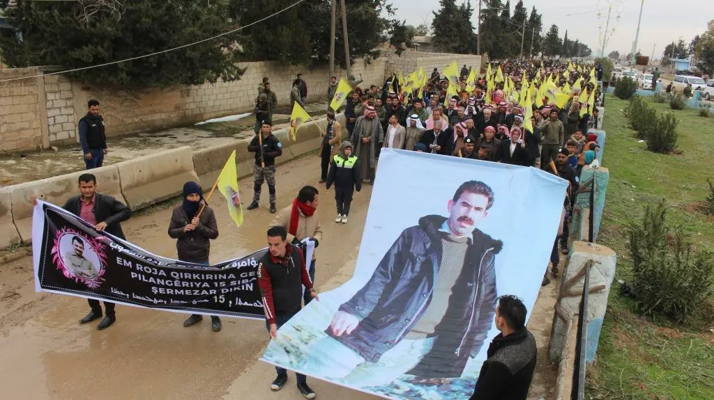 Şêniyên kantona Qamişlo komploya navneteweyî ya li dijî Ocalan şermezar kir