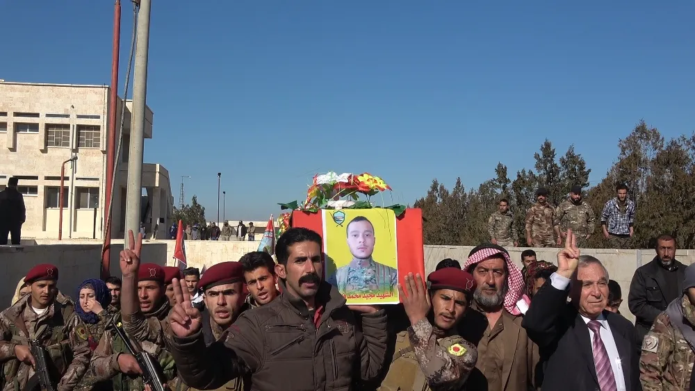 Cenazeyê şehîd Idrîs li Tebqayê hate veşartin