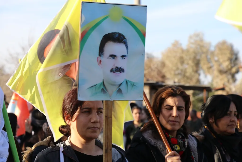 Li gelek navendên kantona Qamişlo ji bo Ocalan çalakî hatin lidarxistin
