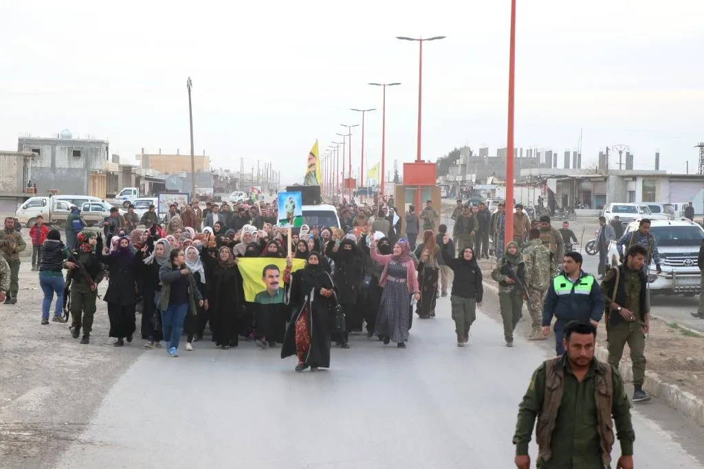 Li Bakur û Rojhilatê Sûriyê çalakiyên ji bo Ocalan di roja 3‘an de berdewam in