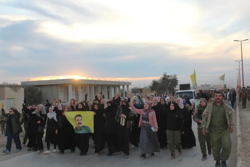 Li Bakur û Rojhilatê Sûriyê çalakiyên ji bo Ocalan di roja 3‘an de berdewam in