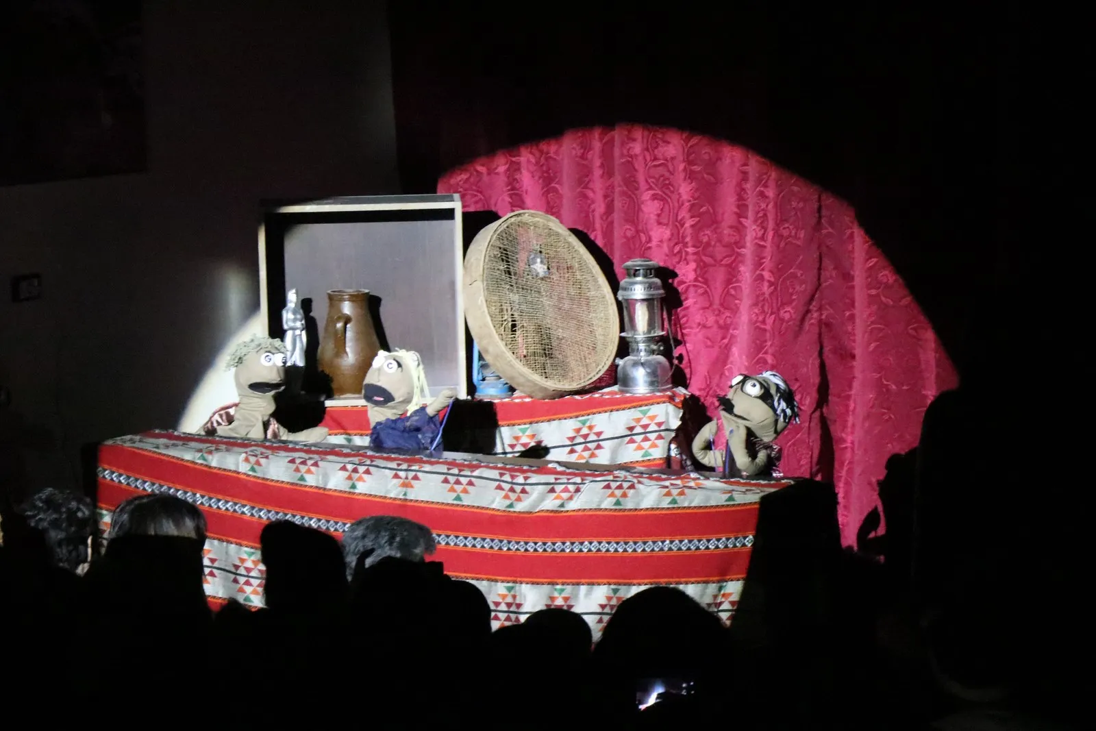 Mîtan, azarê zarokeke Sûrî vegot