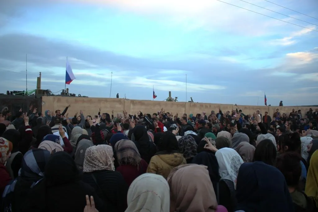 Xelkê Reqa û Tebqayê ji bo naskirina rewşa Ocalan li ber navenda Rûsya çalakî kirin