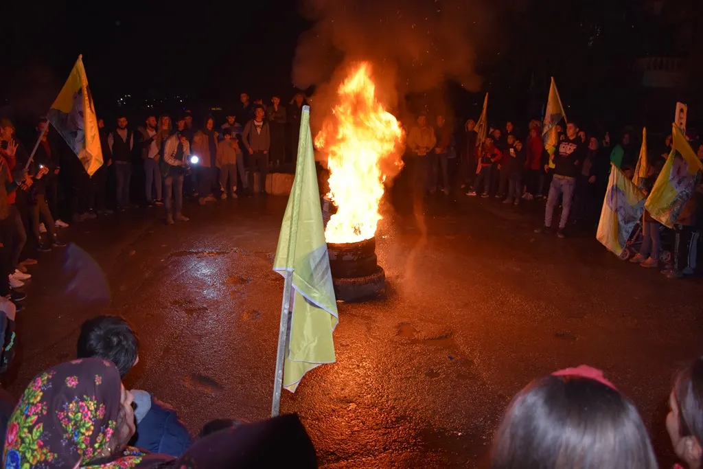 Li Helebê jî ciwan li qadan bûn