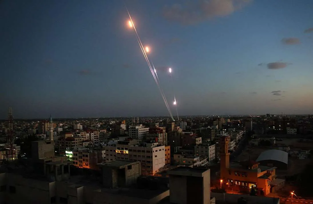 21 moşek ji Xezayê li Israîlê ketin