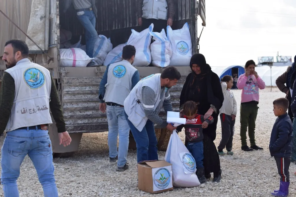 Rêxistineke xwecihî banga kampa Girê Spî bersivand