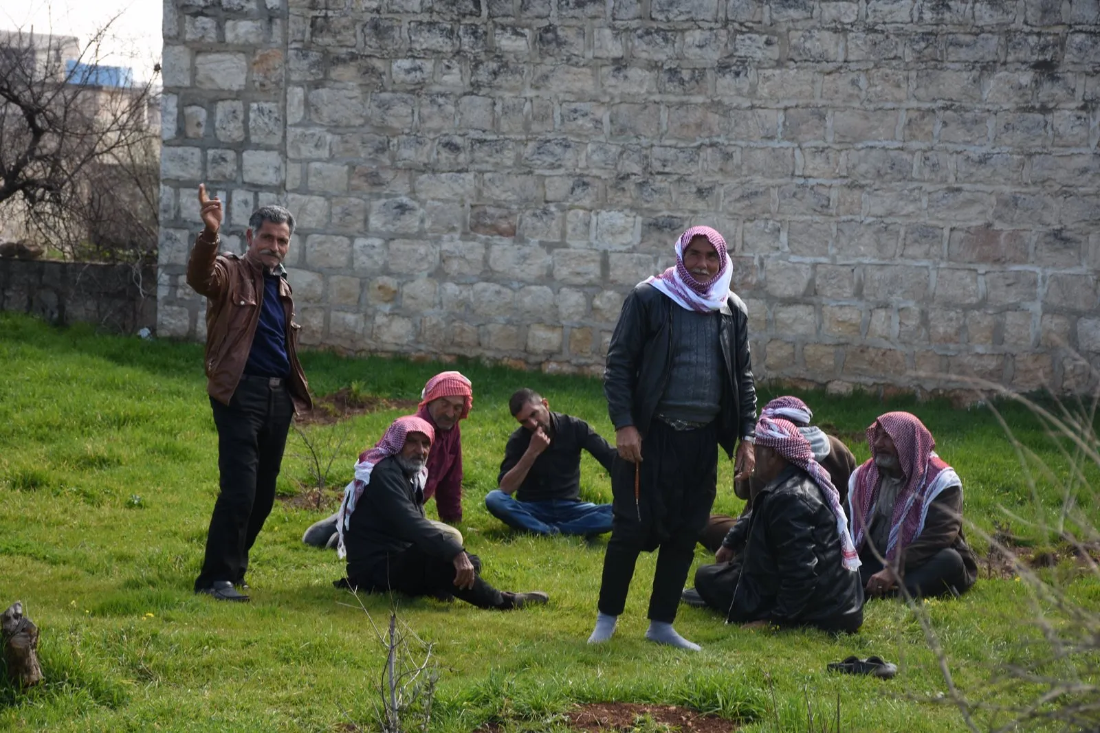 Şêniyên navçeya Şêrawa…tevî dorpêç û şertên dijwar terka gundên xwe nakin