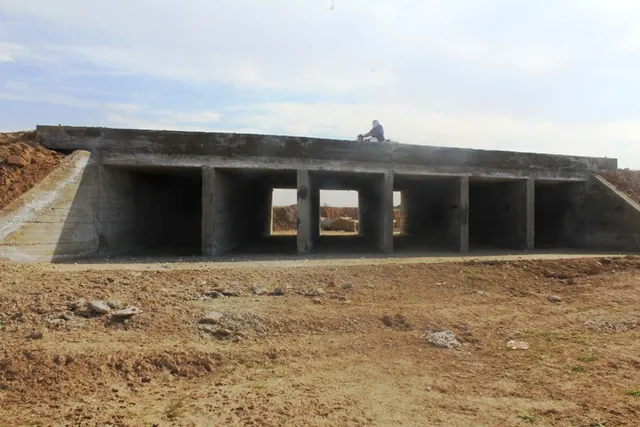 Şaredariya Mergeda sererastkirina du pirên ku 100 gundî bi hev ve girê didin bi dawî kir