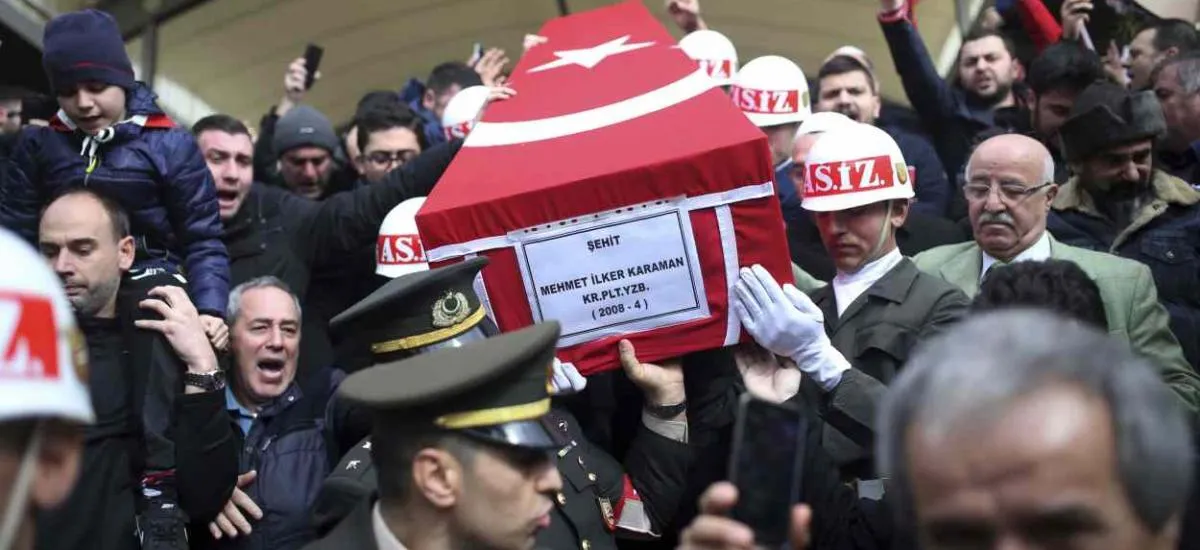 Siyasetmedarê ji Misirê: Cenazeyên Tirkan ên ji Terablusê diçin, nîşana çûyîna Erdogan in