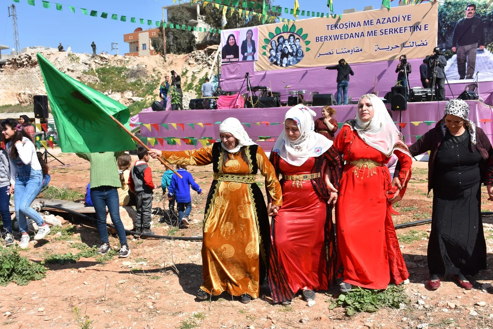 Li Kobanê û Helebê jî şahiyên 8`ê Adarê dest pê kir