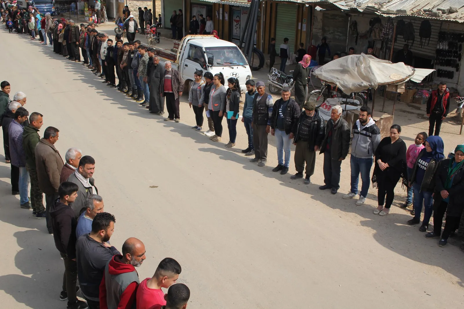 Şêniyên Bakur û Rojhilatê Sûriyê şehîdên Komkujiya Helebçeyê bi bîr anîn