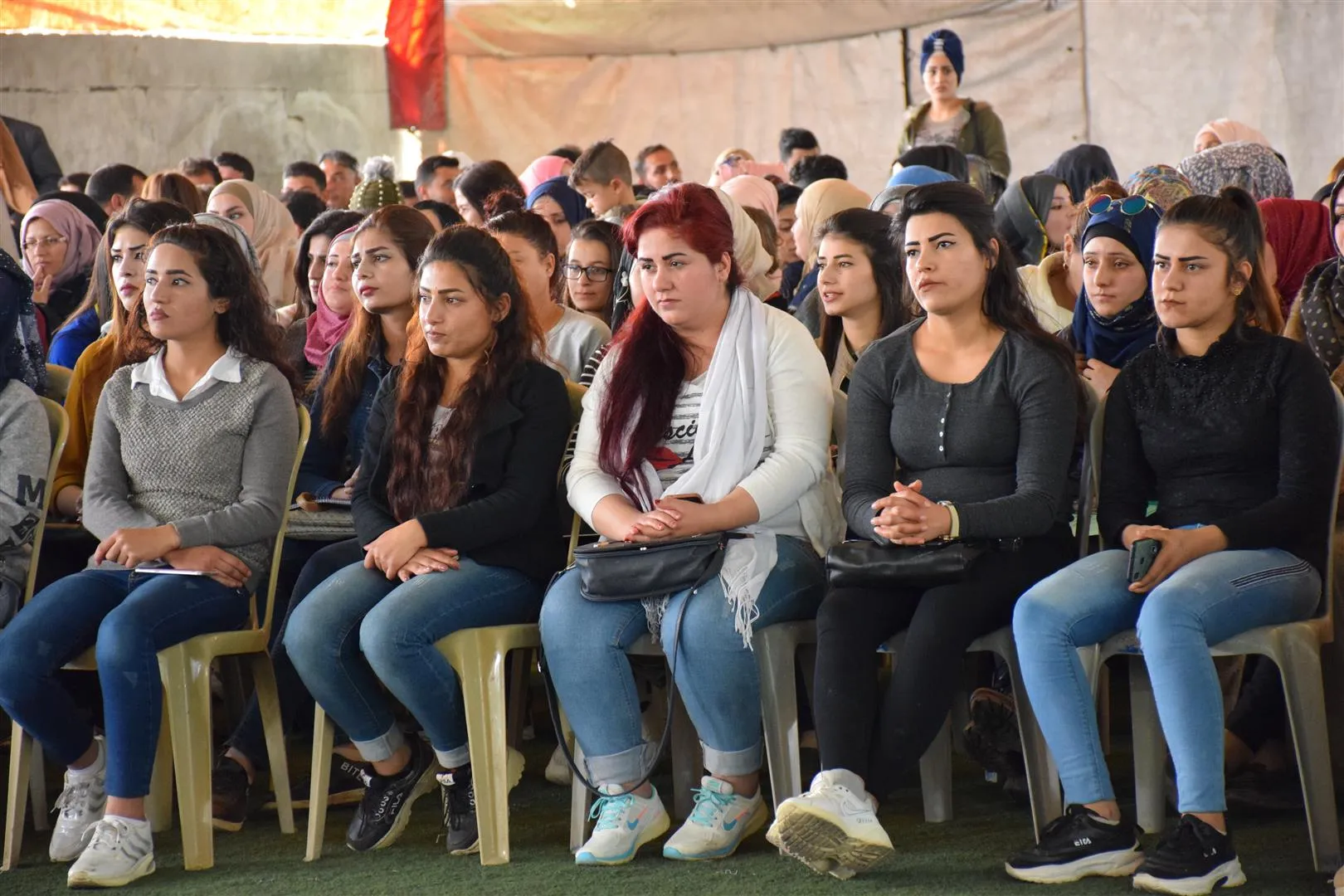 318 mamosteyên Serêkaniyê bawername wergirtin