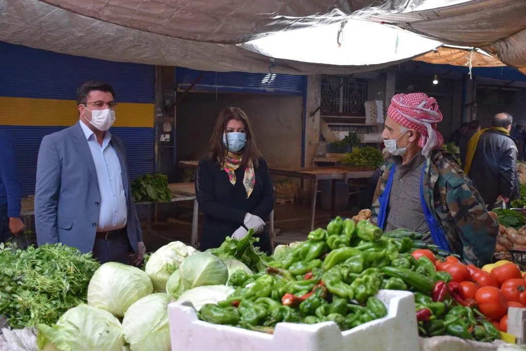 Li dijî bazirganên bi buhayan dilîzin tedbîrên hişk tên girtin