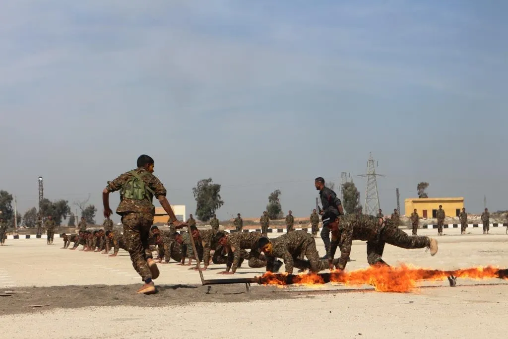 Meclisa Leşkerî ya Reqayê dewreya " Şehîd Ezîz Husên" bi dawî kir
