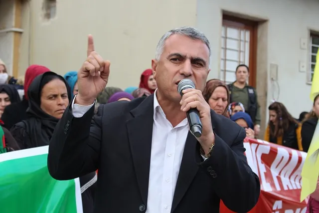 Sarûxan: Destên ku dirêjî Rêberê me bibin dê werin cezakirin