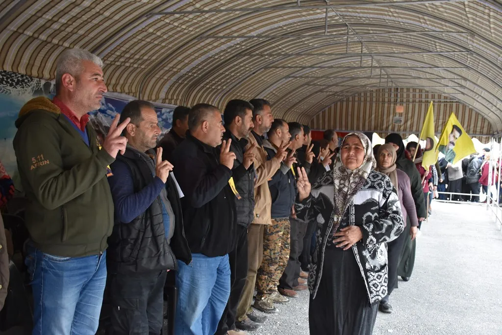 Sersaxî ji malbata şehîd Zehredîn re hate xwestin