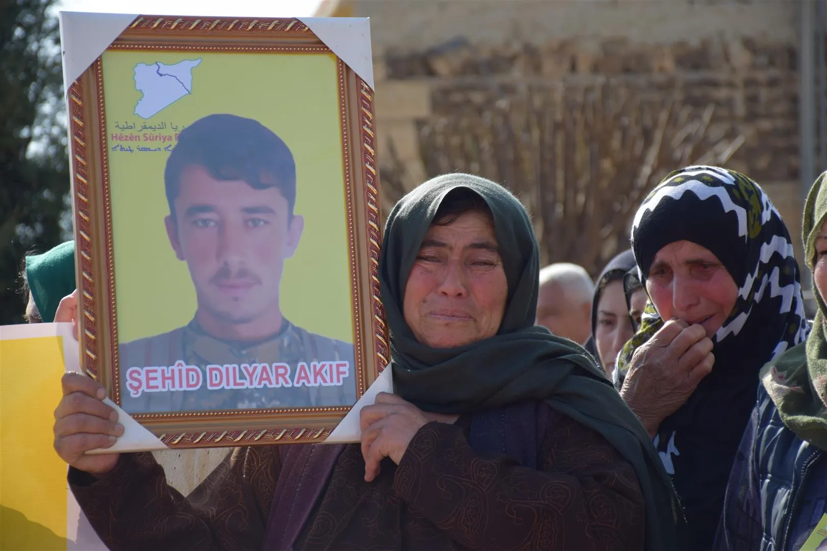 Bi merasîmeke girseyî şehîd Berxwedan Întîqam hate veşartin