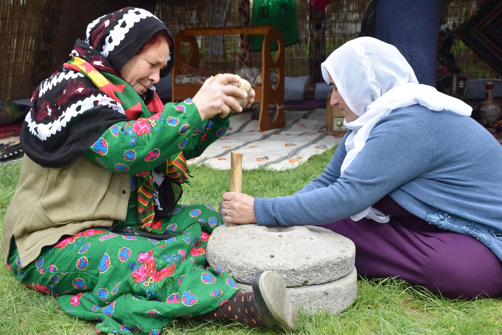 Li Qamişlo bi wesîleya 8‘ê Adarê konê mîraseya pêkhateyan