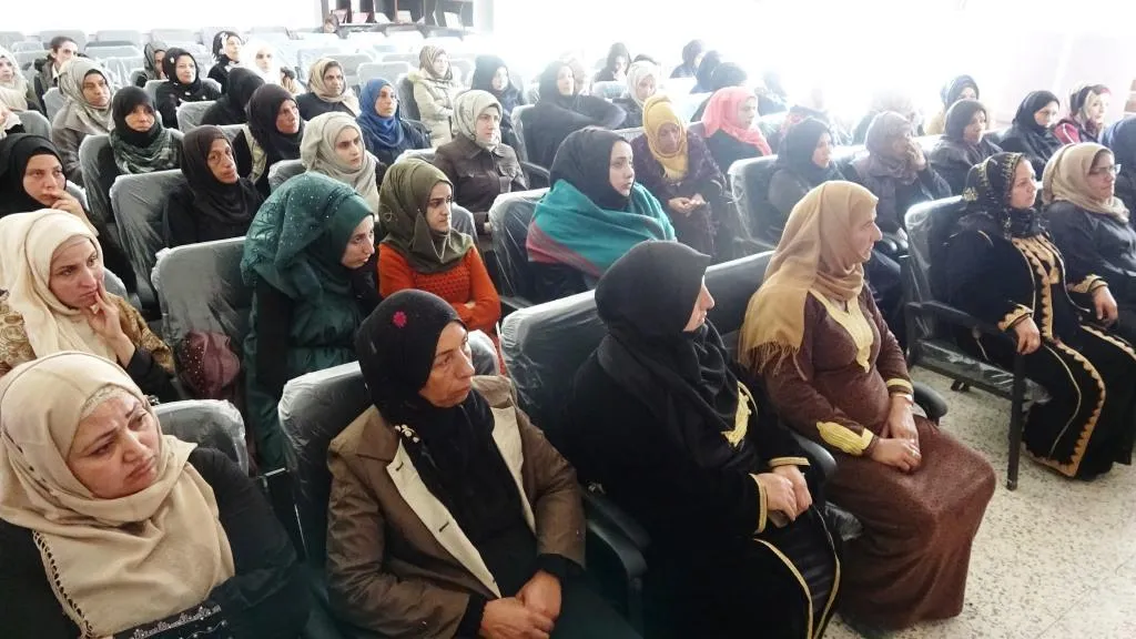 Li Reqayê bi boneya 8`ê Adarê rêzecivîn hatin lidarxistin