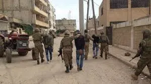 Çeteyên girêdayî Tirkiyê li Efrînê 3 sivîl revandin