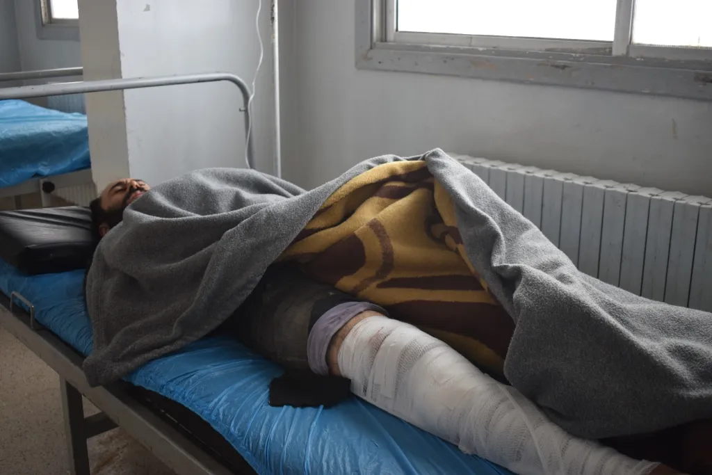 Dagirkeran li Babê sivîlek birîndar kir
