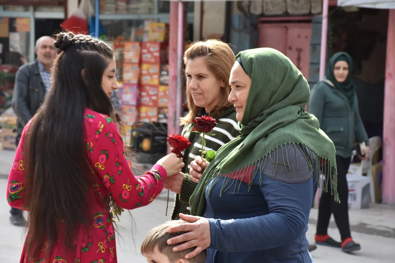 Li Minbic, Kobanê û Helebê çalakiyê 8‘ê Adarê