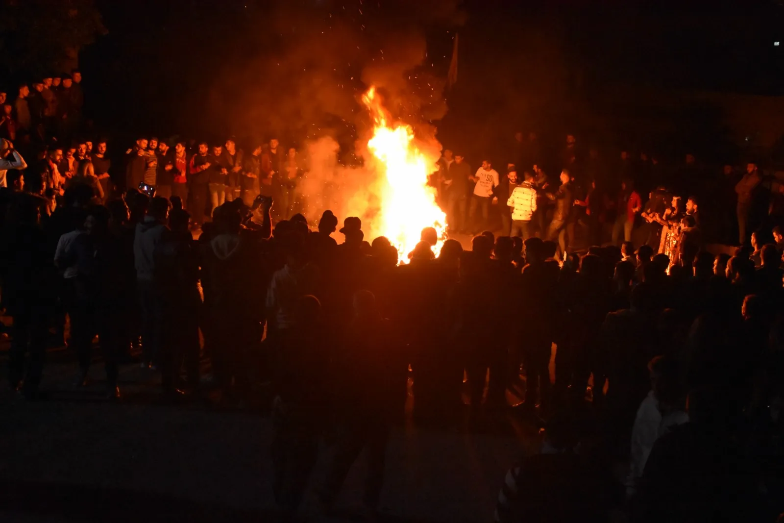 Li Rojava bi şahiyên biçûk Newrozê tê pîrozkirin- HATE NÛKIRIN