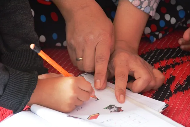 Hewl didin bi rêya karekî hevbeş prosesa perwerdeyê bi ser xînin