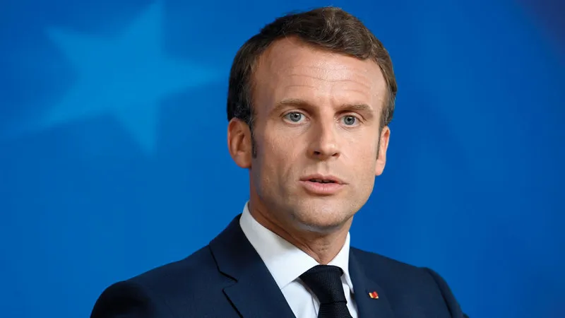 Macron banga agirbestê li tevahî cîhanê dike