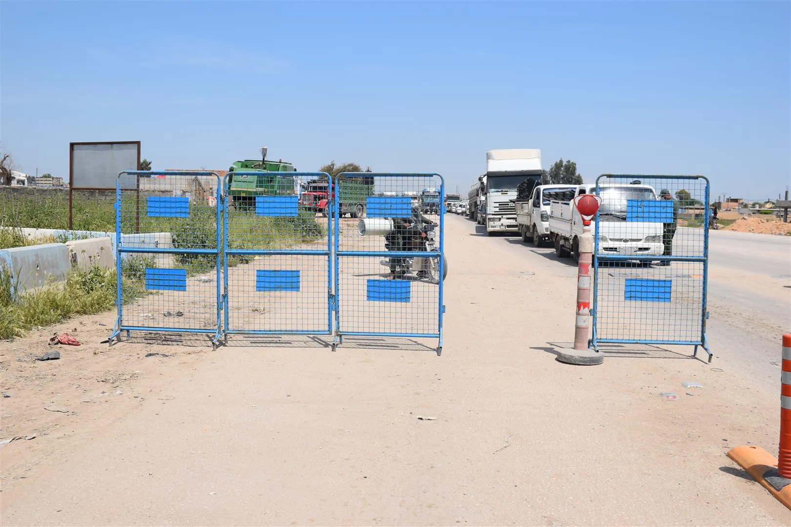 Deriyên têketin û derketinê yên Hesekê hatin girtin