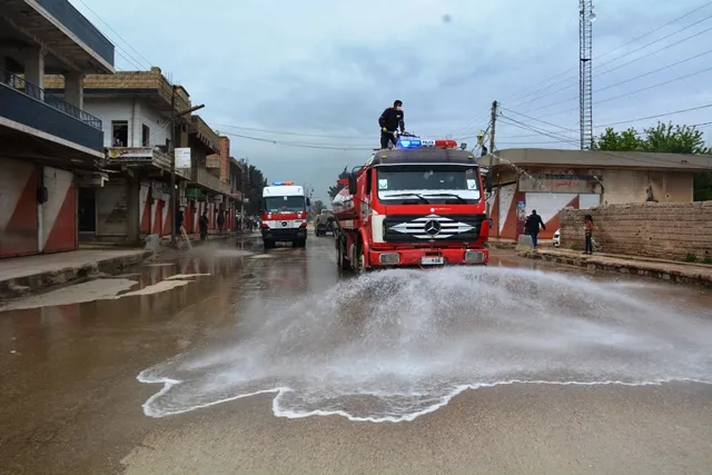 ​​​​​​​Li Tirbespiyê cihên giştî hatin dezenfektekirin