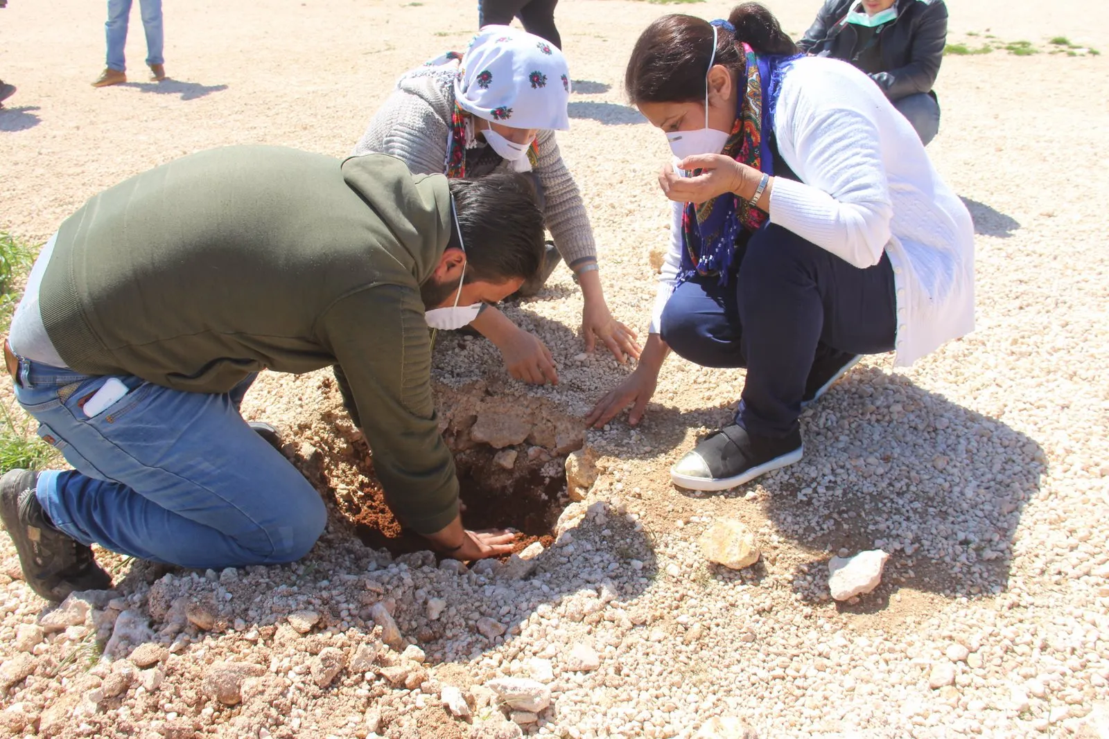 Saziyên herêma Efrîn: Rojbûna rêbertî, rojbûna gelên azadîxwaz û jiyana hebeş e