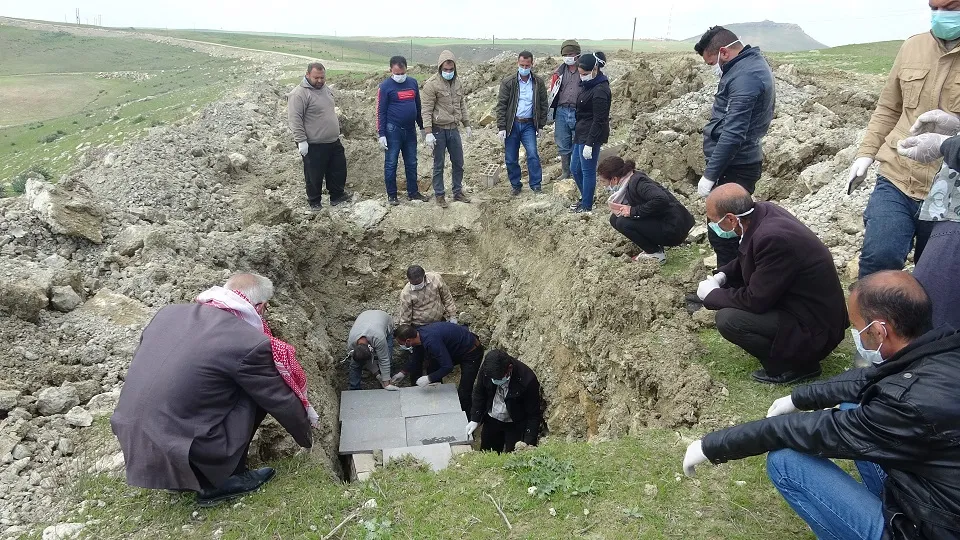 Cenazeyek ku ji derveyî herêmê hat di goristanek taybet de hate veşartin
