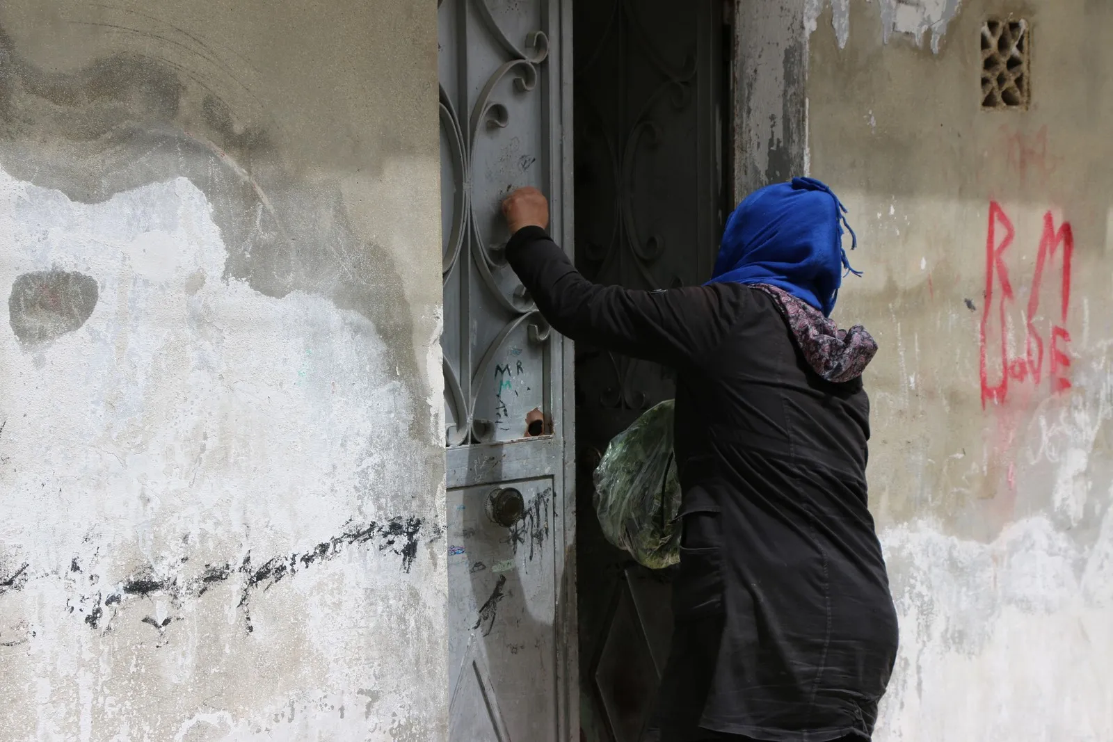 Alîkarî li şêniyên taxên Şêxmeqsûd û Eşrefiyê hatin belavkirin