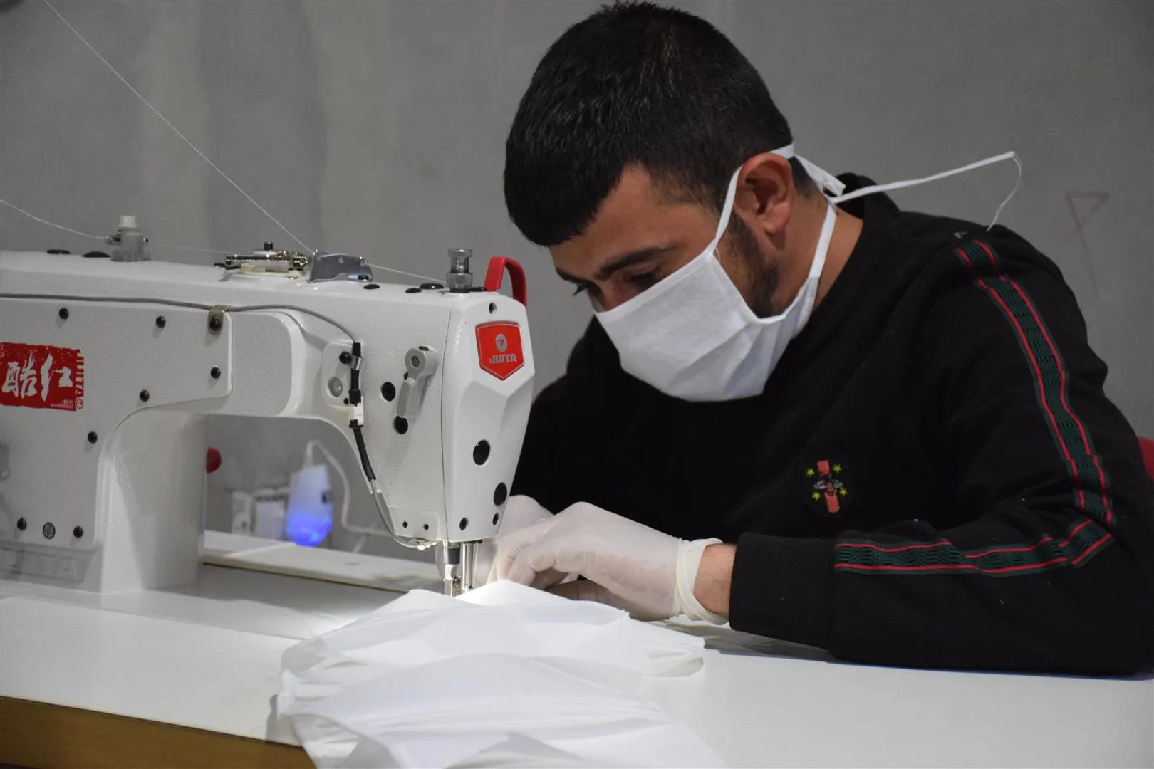 Werşeya Qessipyan 20 hezar maskên din dirûtin