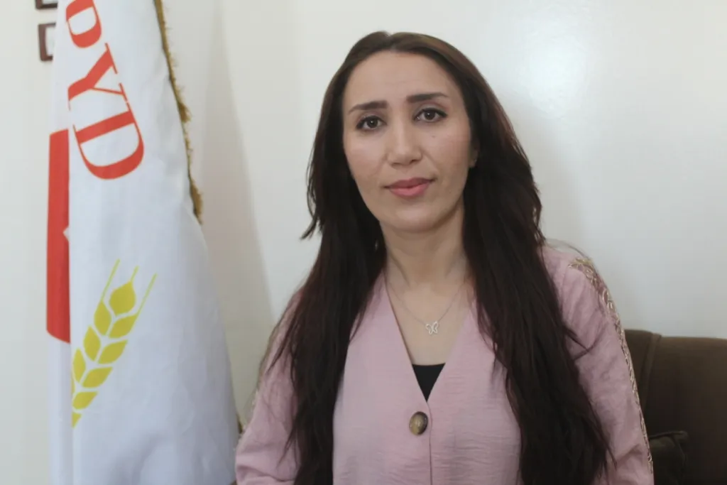 ‘Divê jin ji bo serxistina însyatîfa yekîtiya netewî kedeke mezin bidin’