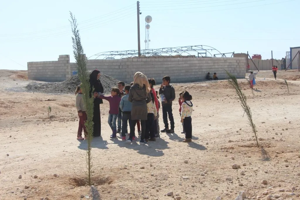 Di kampa koçberên Girê Spî de jiyana komînal