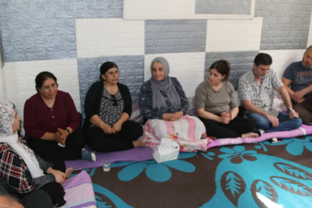 Malbatên şehîdan li Lubnanê Roja Şehîdan bi bîr anî