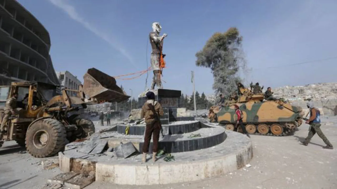 ​​​​​​​‘Kiryarên li Efrînê qirkirin e, divê partiyên Kurd bi yekitiya xwe li hemberî wan bisekinin’
