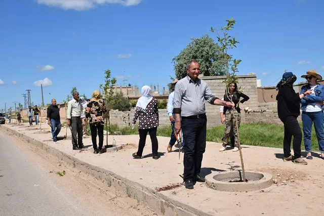 PYD`ê dest bi hemleya çandina daran kir