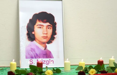 ​​​​​​​‘Hunermend Mizgîn dengê Kurd ê resen e û wêneya jina azad e‘