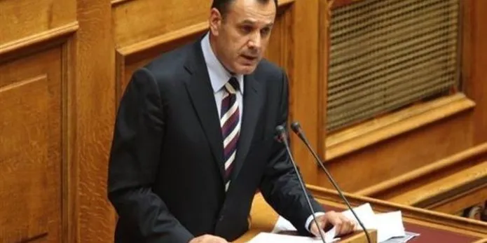 Wezîrê Parastinê yê Yewnanistanê gefan li Tirkiyê dixwe