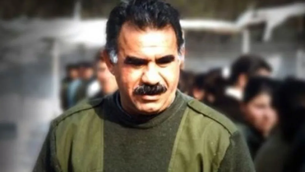 Parêzeran Ocalan ji bo hevdîtinê serî li dozgeriyê da
