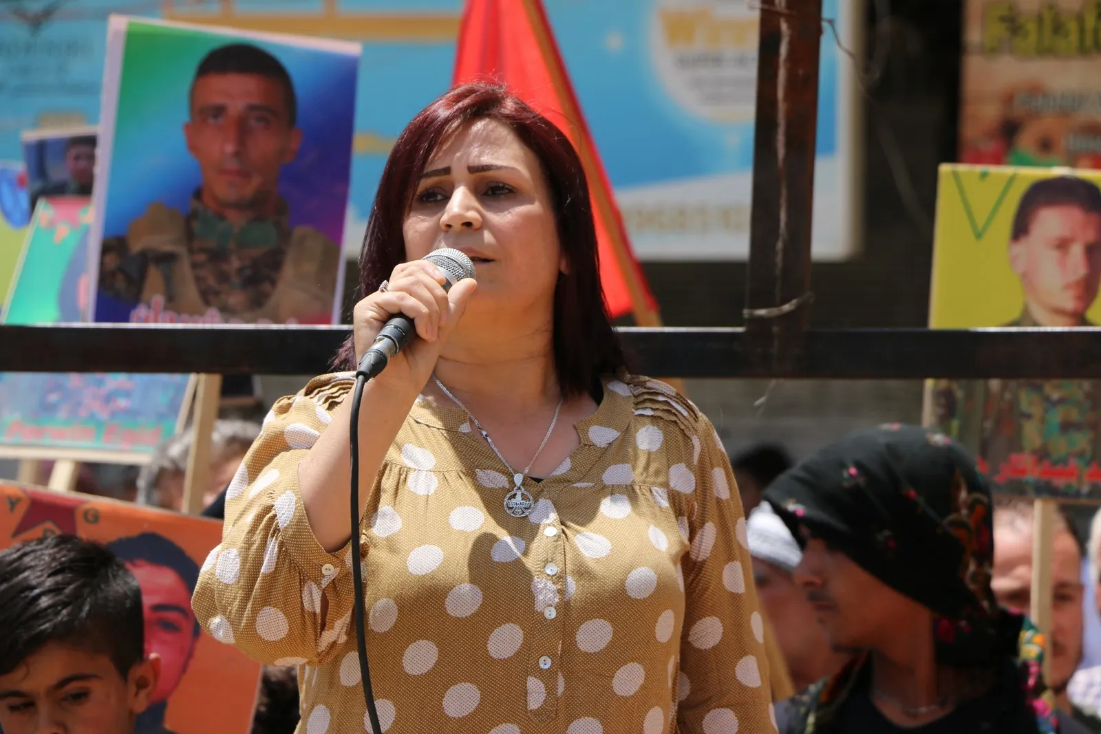 Li Bakur û Rojhilatê Sûriyê gel li dijî êrişên dewleta Tirk daket qadan
