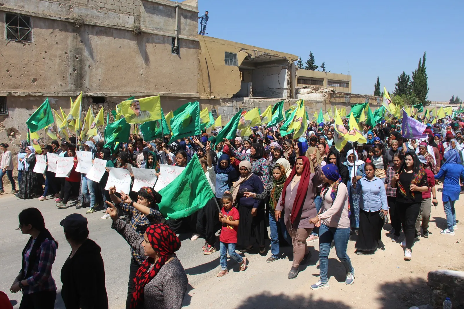 Gelên Cizîrê û Şehbayê li dijî êrişên dewleta Tirk daketin qadan